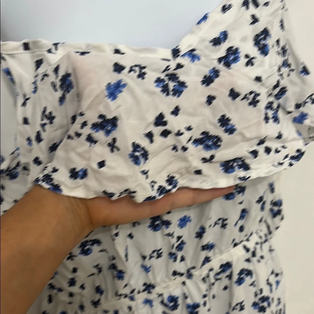 Floral Ruffle Romper - Picture 7 of 7